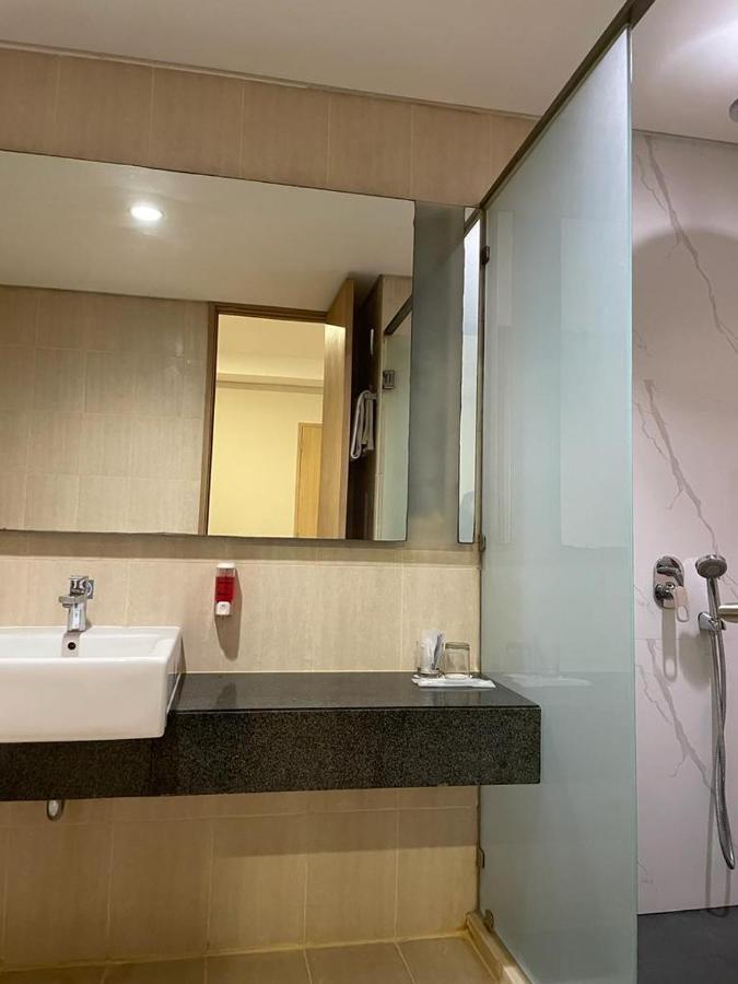 Grand G7 Pasar baru Hotel Jakarta Bagian luar foto